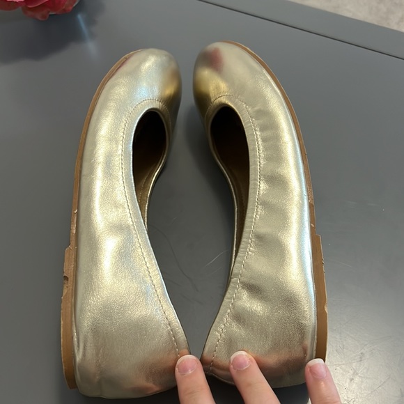 Dream Pairs Gold Metallic Round Toe Cushioned Ballet Flat Wedding Shoes - Picture 9 of 13